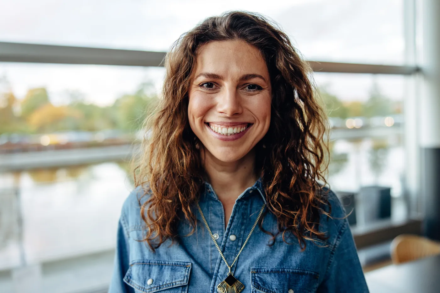 Mujer sonriendo